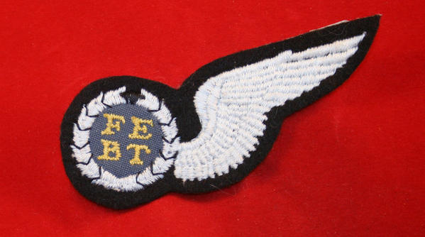 S.A.A.F. Flight Engineer (Boord Tegnikus) Wing Cloth Patch. Variation.