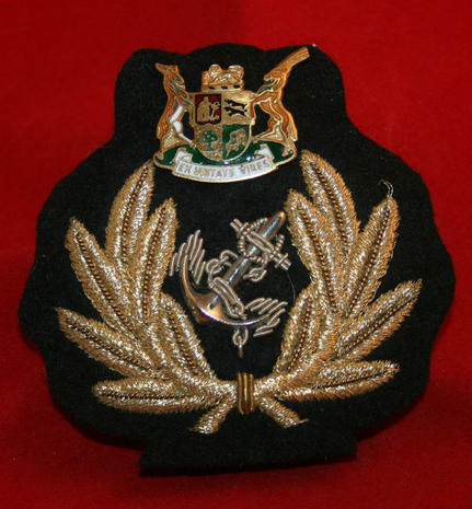 South African RAILWAY & HARBOURS Sea Going Officer Cap Badge (1960 - date)