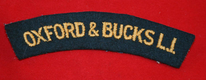 British Army Cloth Shoulder Title: OXFORD & BUCKS L.I.