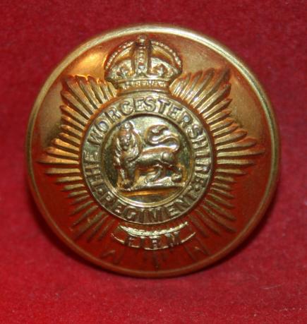 British: Worcestershire Regiment Uniform Button