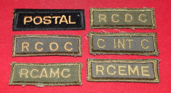 Canadian Corps, Cloth COMBAT / Garrison Shoulder Flash lot.